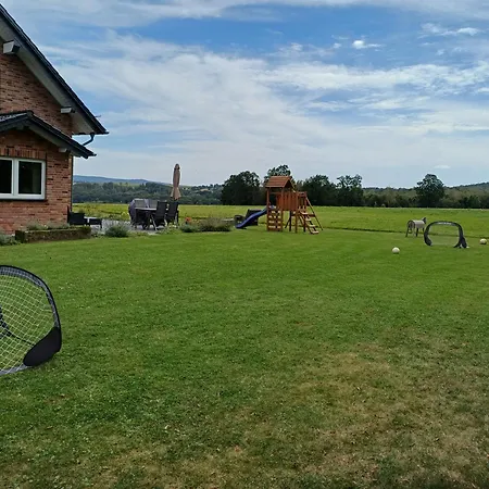 Ruhige Hofwohnung, Modern Und Kinderfreundlich